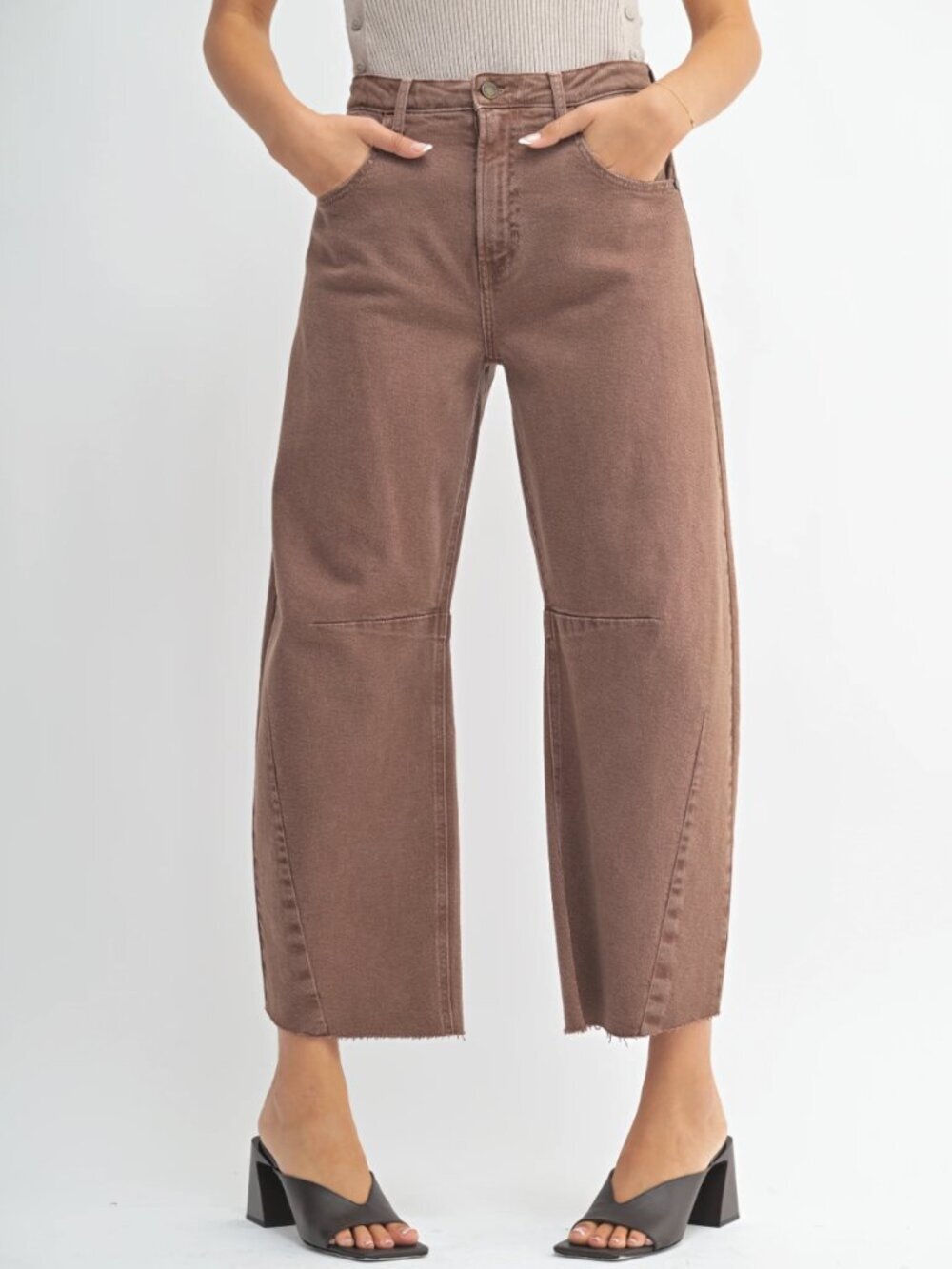 Just Black Denim The Seamed Cropped High Rise Barrel Jean Raw Hem Brown, size 24